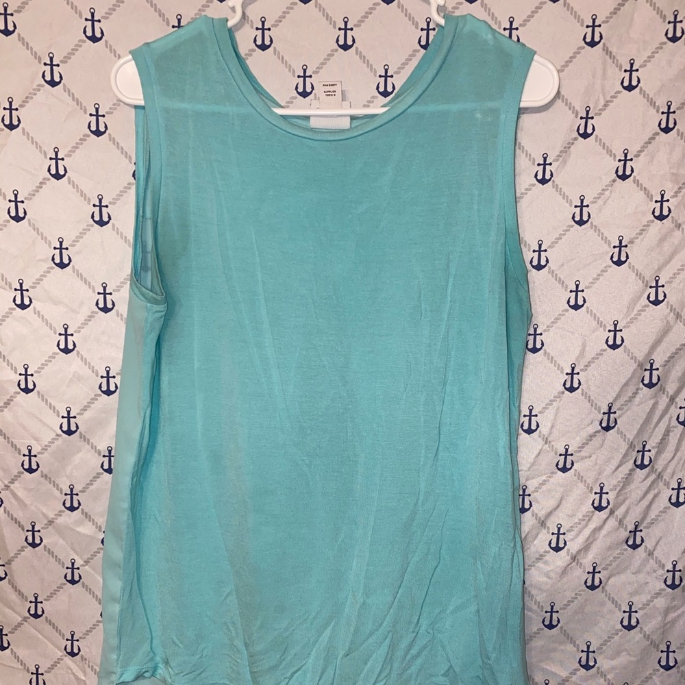 Women’s blouse/tank top